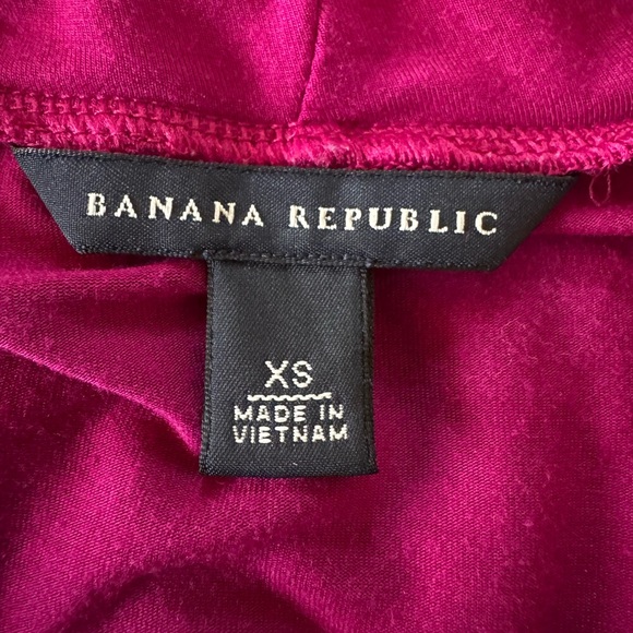 ✨Practically Brand New✨ Banana Republic Elegant Dark Magenta Long Sleeve Top ✨ - Picture 7 of 8